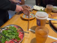 -洱火云南酸菜牛肉火锅(石景山当代商城店)