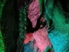 -灵山聚龙洞