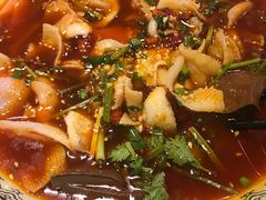 -聚汇三少·龙虾·中餐厅(莫邪路新天地店)