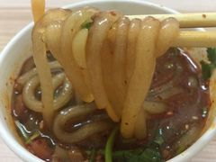 -八哥酸辣粉(大中路步行街店)