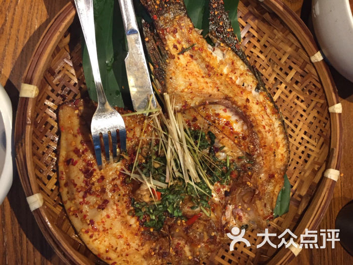 云海肴云南菜(新天地店)香茅草烤罗非鱼图片 - 第1200张