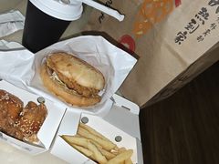 -必胜客(蚌埠东海万达店)