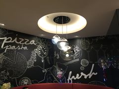 包厢-必胜客(WOW贺州灵峰店)