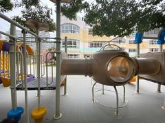 -上海青草地幼儿园