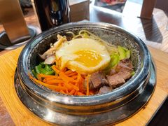 牛肉拌饭-明洞阿姨·韩式酱蟹烤肉·创意料理(三元桥店)