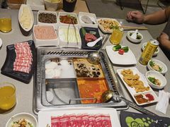 -海底捞火锅(旭辉MALL店)