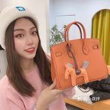 郑州探店｜郑州也有网红地标文字咖啡啦[糖果]