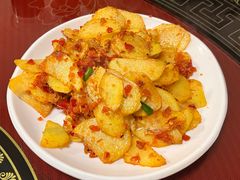 榨广椒土豆片-农家土菜老煨锅(木鱼镇店)