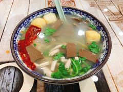 -回味鸭血粉丝汤(新城市广场店)