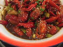 -张大师鸭爪爪特色干锅(南湖店)