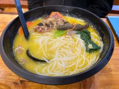 -桥香园过桥米线(国贸店)
