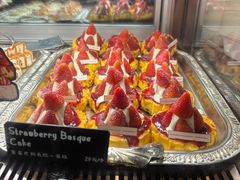 -B&C黄油与面包·法式古堡面包坊(新天地店)