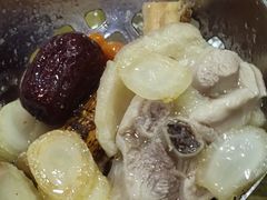 -濠轩阁特色生蚝火锅(水湾路店)