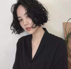 点击看大图 -十六番发型师事务所