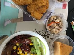 麻辣鸡排-米国现煲煲仔饭(塔子湖店)