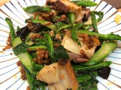芥兰炒烧肉-新世界餐厅(万达店)