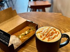 -星巴克臻选(上海合生汇1F店)