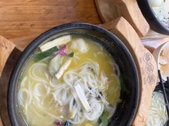 -桥香园过桥米线(国贸店)