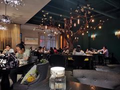 大堂-梧桐树下(云锦世家店)