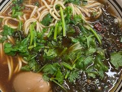 -小马牛肉面·牛骨熬制(南京博物院店)