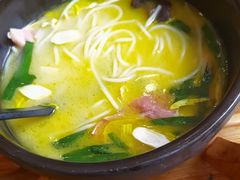 -桥香园过桥米线(国贸店)