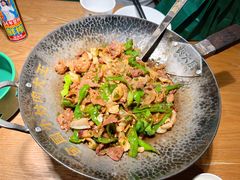 -费大厨辣椒炒肉(万家丽一店)