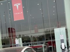 -TESLA 特斯拉(北京南四环中路特斯拉中心)