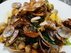 -四川小胡子海鲜(丁村万人海鲜广场店)