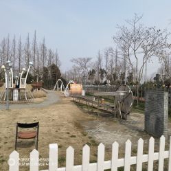 -前小桔亲子创意农场·草莓采摘·露营烧烤