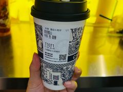 -霸王茶姬(上海静安大悦城店)