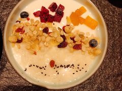 米釀鲜果酸奶-丝路金桃·新疆菜(徐汇店)