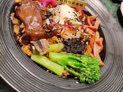 -秘密旅行Bonjour(黑金冠 江南西店)