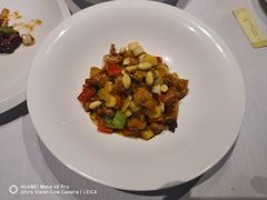 -鱼翅楼·津派砂锅鱼翅(水上公园店)