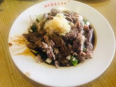 拌剔骨肉-温记府廟豆汤饭·始于1955年(海椒店)