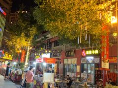 -吉庆街美食广场