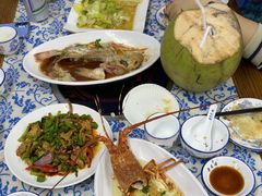 -范饭椰林川湘味海鲜·椰子鸡(三亚湾椰梦长廊店)