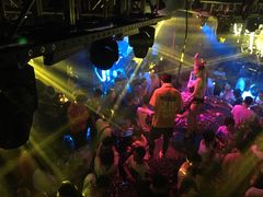 -V AMUSING CLUB·酒吧(银河中心店)