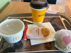 -麦当劳(展览路店)