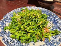 -Cuc Gach Quan Restaurant