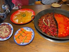 -萍姐火锅·公路夜市(武汉首店)