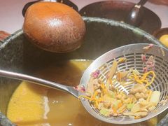 -芸山季·云南山珍菌火锅(人民广场来福士店)