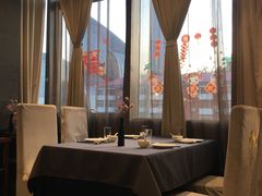 靠窗位-羲和雅苑•北京烤鸭(平安国际金融中心店)