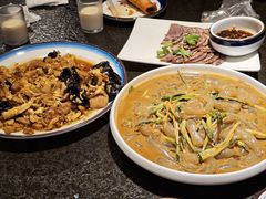 -靠山屯东北农家菜(八龙桥雅苑店)