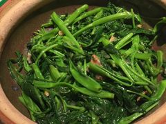 -五稻厨房粤西菜(新闻店)