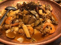 牛肝菌牛蛙霸王锅-云海肴云南菜(正大广场店)