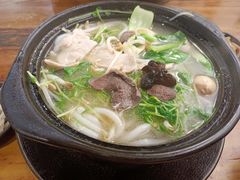 举人过桥米线-丽虹云南过桥米线(兴工街店)