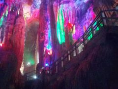 -贵阳猴耳天坑·极限酷玩公园