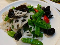 荷塘月色-老克勒上海菜(南京路步行街店)