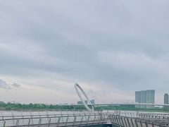 -南京眼步行桥