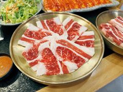 -臻牛烤肉